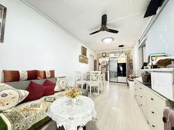 Blk 211 Jurong East Street 21 (Jurong East), HDB 3 Rooms #582801441